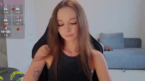 Mila online show from 06-22-26, 12:02