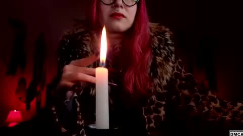 Snapshot of amanita__pantherina chatting on 12-18-25, 10:43 Goddess Amanita online show from 12-18-25, 10:43