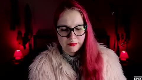 Snapshot of amanita__pantherina chatting on 12-22-25, 12:02 Goddess Amanita online show from 12-22-25, 12:02