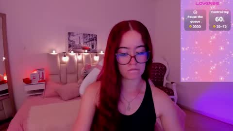 Snapshot of amaraa_couper1 chatting on 12-19-25, 04:19 amaraa_couper1 online show from 12-19-25, 04:19