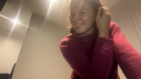 Amara Elise online show from 01-16-25, 10:02