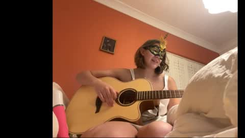 Amara Elise online show from 01-27-25, 08:17