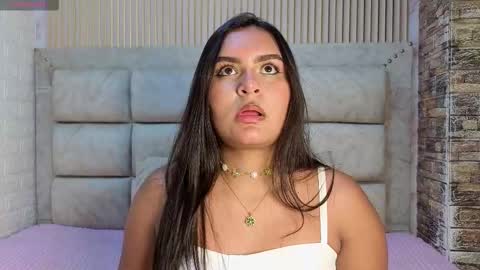 amarahanks_ online show from 12-16-25, 07:30