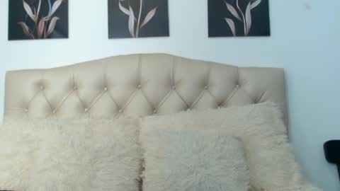 Snapshot of amaranta_f00x chatting on 02-22-25, 12:29 Amaranta online show from 02-22-25, 12:29