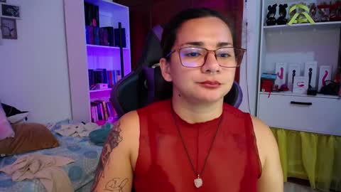 Snapshot of amarantha666 chatting on 12-10-24, 01:32 Susan online show from 12-10-24, 01:32