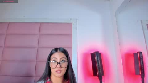 amaranttaylunay online show from 04-29-26, 08:15