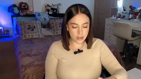 Mila  online show from 07-10-26, 02:49