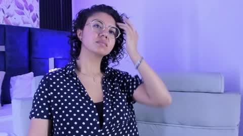 Emily online show from 01-21-25, 01:32