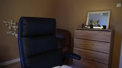 amateur_fitbabex online show from 11-22-25, 07:18