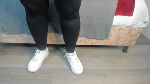 AMATISTA online show from 09-29-25, 01:05