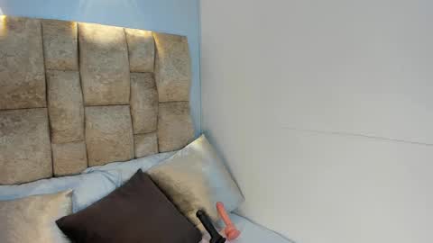 AMATISTA online show from 10-17-25, 08:44