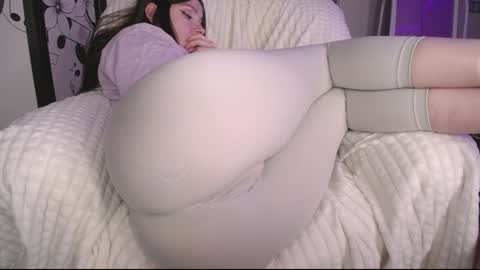 amazing_agness online show from 12-20-24, 09:54