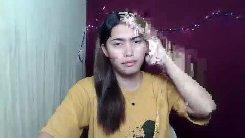 Snapshot of amazing_yella69 chatting on 11-22-25, 11:31 YELLA online show from 11-22-25, 11:31