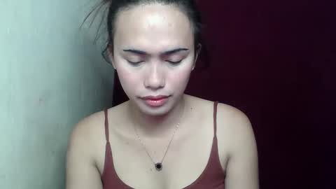 Snapshot of amazing_yella69 chatting on 11-24-25, 11:59 YELLA online show from 11-24-25, 11:59