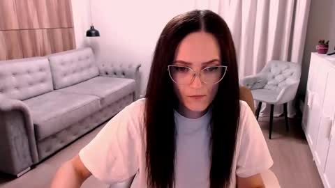 Izza online show from 05-28-26, 01:08