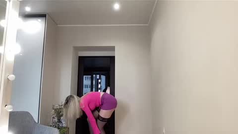 Snapshot of amazingkelly chatting on 01-16-25, 09:37 Kelly online show from 01-16-25, 09:37