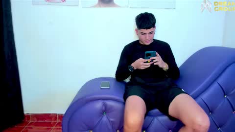 3some HORNY KIMGOOD GIRL LOOKING TO EXPERIENCE ALL KINDS OF SHOW online show from 09-26-25, 09:30