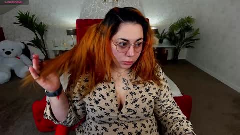 Snapshot of amazonkastar chatting on 02-05-25, 07:29 Ellie online show from 02-05-25, 07:29