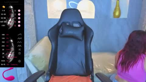 Snapshot of ambar72_b chatting on 11-29-25, 01:14 LIVE 0730AM-0200PM online show from 11-29-25, 01:14