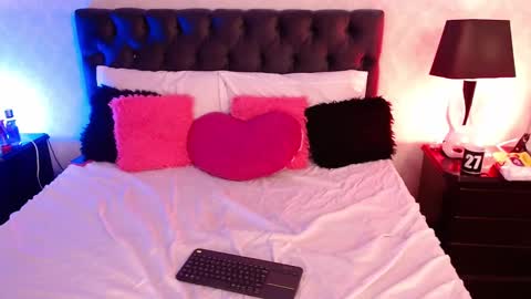 Snapshot of ambar_jonesx chatting on 02-12-25, 07:55 Ambar Jones online show from 02-12-25, 07:55