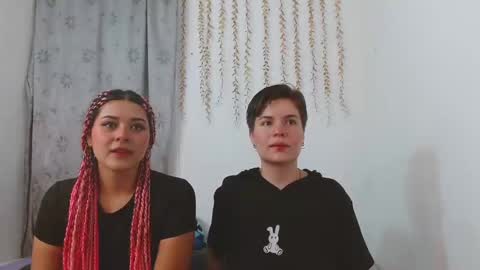 Snapshot of ambarandvalery chatting on 09-13-25, 03:50 AmbarAndValery online show from 09-13-25, 03:50