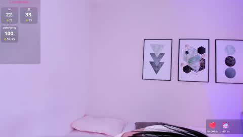 ambarevans_ online show from 10-09-25, 12:03