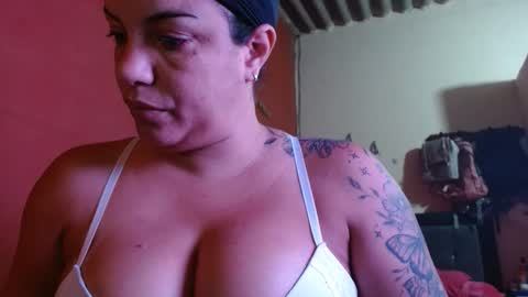 Snapshot of ambarmilf09 chatting on 09-14-25, 05:56 ambarmilf09 online show from 09-14-25, 05:56