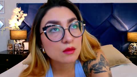 AmbarSantany  online show from 11-13-25, 11:47