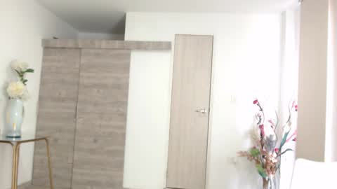  Amber Sofhia  online show from 10-02-25, 09:00