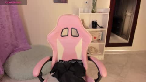 ambarthompson1 online show from 01-25-25, 08:42