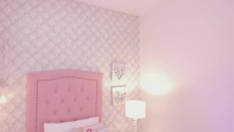 amber  ferrera online show from 02-25-26, 11:42