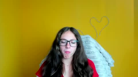 Snapshot of amber__r chatting on 06-18-26, 11:25 Amber online show from 06-18-26, 11:25