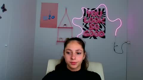 Snapshot of amber__r chatting on 07-07-26, 06:58 Amber online show from 07-07-26, 06:58