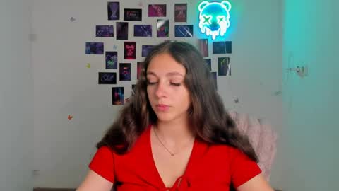 Snapshot of amber__r chatting on 07-21-26, 05:43 Amber online show from 07-21-26, 05:43