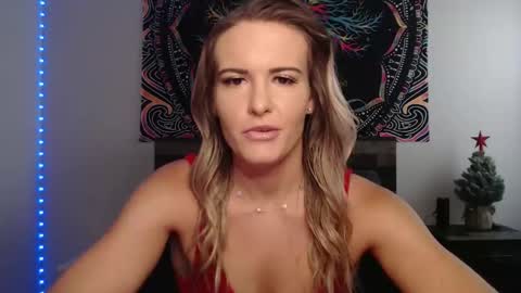 Amber online show from 12-21-25, 03:19