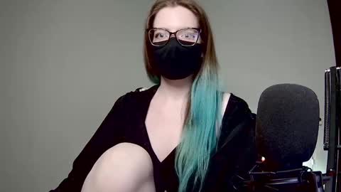 Amber non-nude model online show from 02-20-25, 12:52