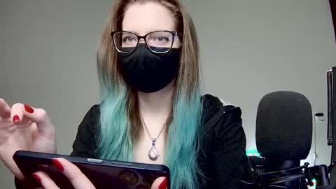Amber non-nude model online show from 02-22-25, 12:38