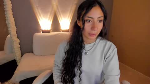amber_curly online show from 03-03-25, 11:35