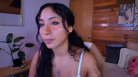 Snapshot of amber_curly chatting on 04-30-26, 08:57 amber_curly online show from 04-30-26, 08:57