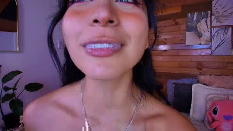 Snapshot of amber_curly chatting on 05-05-26, 08:06 amber_curly online show from 05-05-26, 08:06