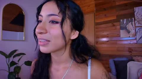 Snapshot of amber_curly chatting on 05-27-26, 01:57 amber_curly online show from 05-27-26, 01:57