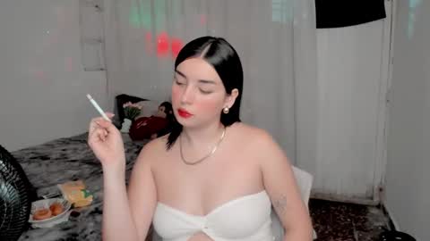 Snapshot of amber_landy1 chatting on 02-07-25, 11:13 amber online show from 02-07-25, 11:13