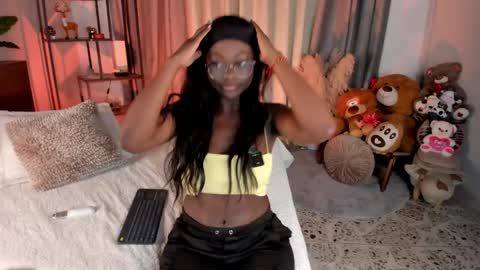 Snapshot of amber_maxwell chatting on 05-31-26, 09:16 Amber online show from 05-31-26, 09:16