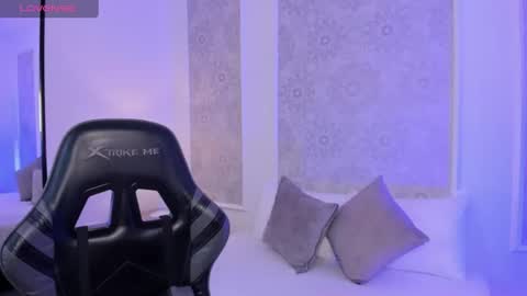 A M B E R online show from 07-28-26, 07:15