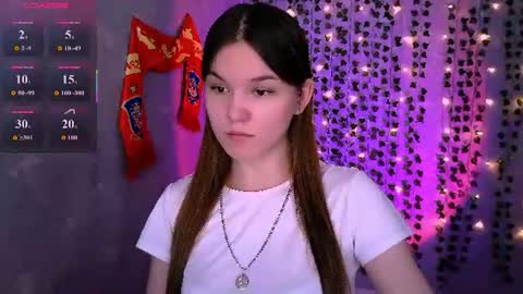 Snapshot of amber_rogersss chatting on 07-13-26, 05:43 Amber online show from 07-13-26, 05:43