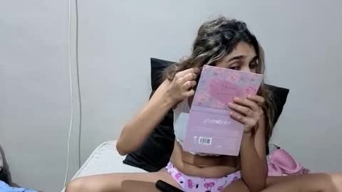 Amber online show from 04-18-26, 04:49