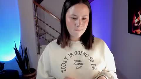Vivi  online show from 07-05-26, 12:17