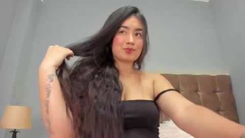 Snapshot of amber_smitt18 chatting on 07-28-26, 06:53 AMBER online show from 07-28-26, 06:53