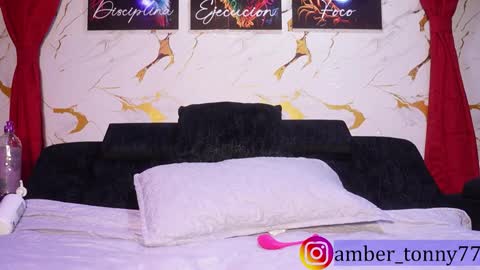 Snapshot of amber_tony77 chatting on 12-18-25, 09:48 online show from 12-18-25, 09:48