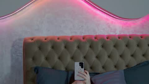 Snapshot of amberbloomxx chatting on 02-10-26, 06:01 Amber online show from 02-10-26, 06:01